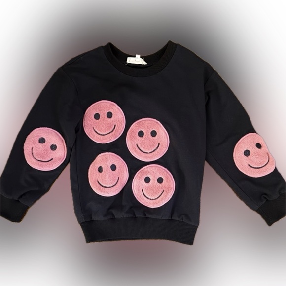 Truly Me Girls happy fuzzy face sweatshirt in size 5 like new condition - Picture 1 of 2